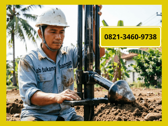 Teknisi jasa sondir tanah Jogja berpengalaman sejak 2001 sedang menguji kekuatan tanah lapangan.